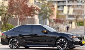 2024 M SPORT+B&W+E-SİM+ARKA AKS+SOĞUTMA+TABA DERİ+HEADUP+BOYASIZ