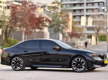 2024 M SPORT+B&W+E-SİM+ARKA AKS+SOĞUTMA+TABA DERİ+HEADUP+BOYASIZ